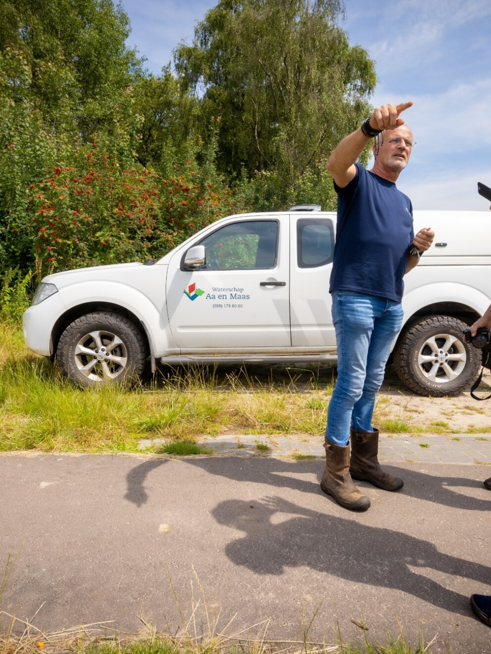 Coördinator en gebiedsbeheerder Peter van Hees aan het werk