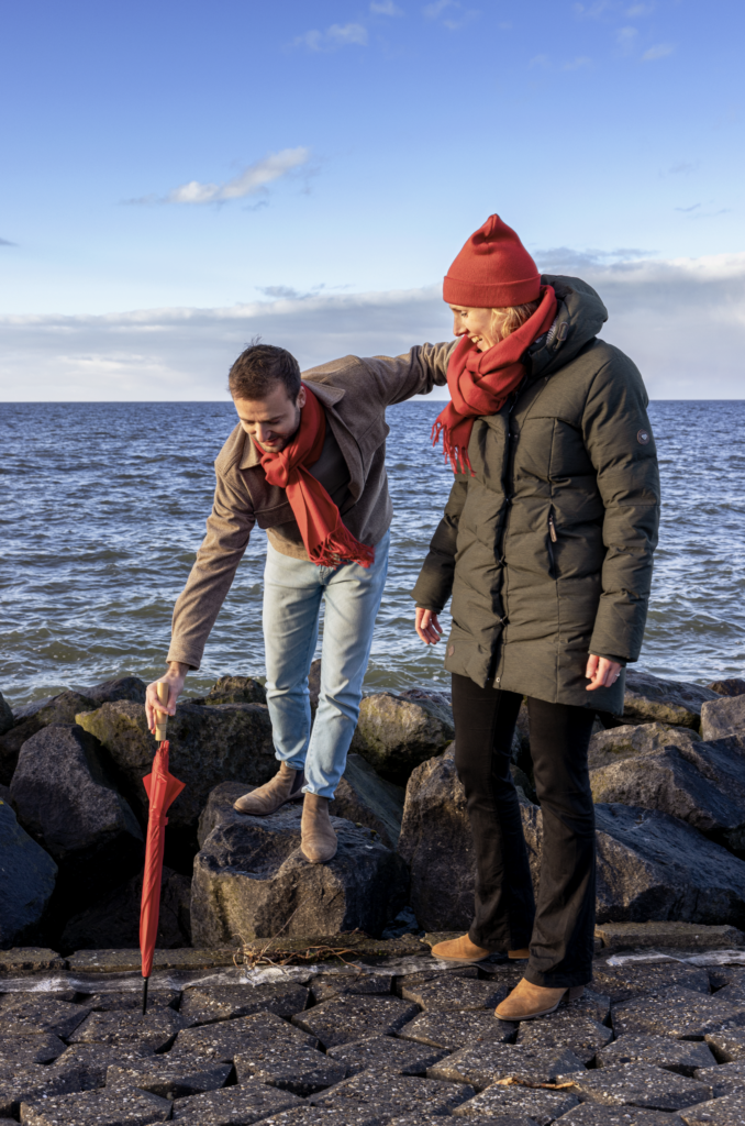 Tryntje Albada (FNP), lid van het algemeen bestuur van Wetterskip Fryslân, en Joris van Lammeren (PvdA), actief als AB’er bij waterschap Hollandse Delta